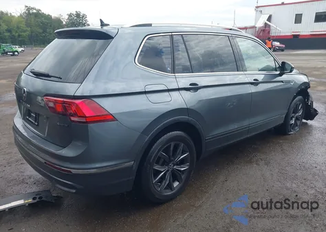 2022 Volkswagen Tiguan 2.0T Se z USA, uszkodzony, nr VIN 3VV2B7AX3NM067107